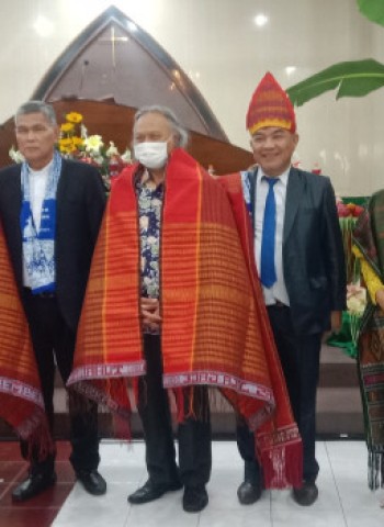 HKBP Ucapkan Terimakasih kepada Wahyu Hidayat yang telah Menyelesaikan Perizinan HKBP Setelah Puluhan Tahun Terbengkalai