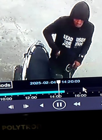 Pencurian Sepeda Motor di Kompleks Baleendah Permai-Kab. Bandung Terekam CCTV